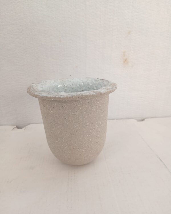 Ceramic pot